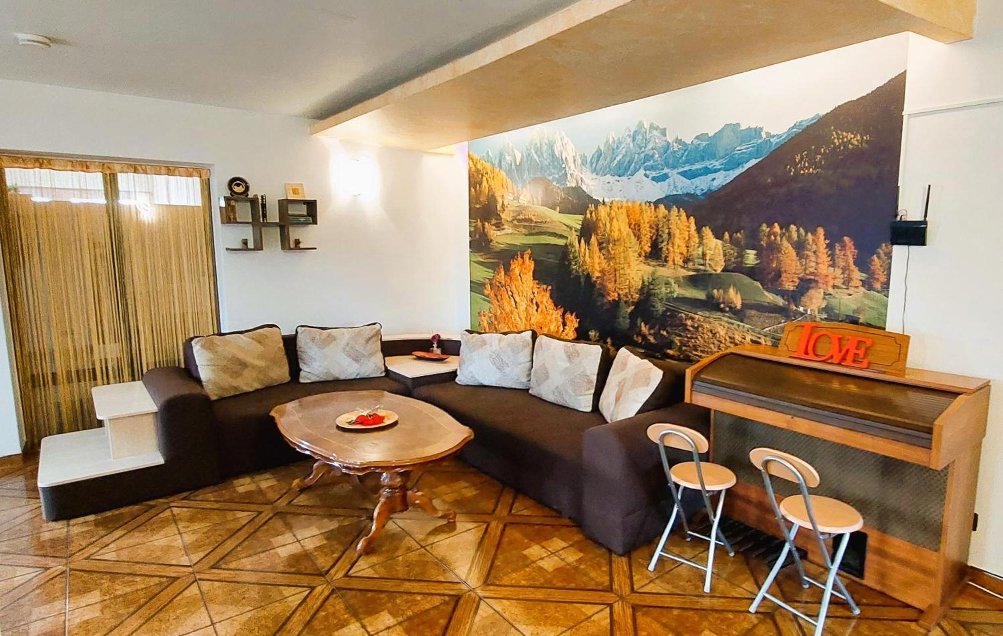 Casa Nella